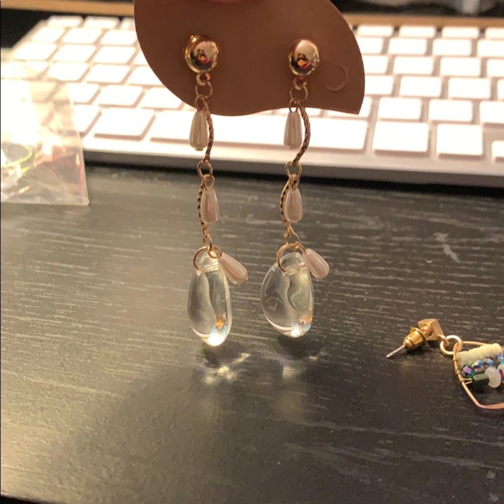 Earrings - Picture 2 of 3